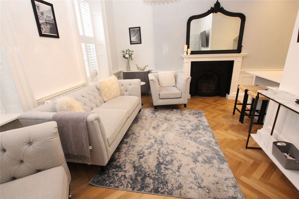 Main image of 3 bedroom Flat to rent, Fountain Buildings, Bath, Somerset, BA1