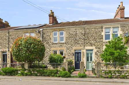 3 bedroom Mid Terrace House for sale