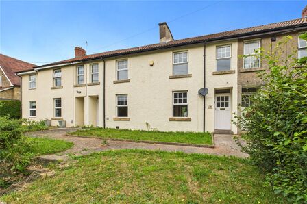 Linkmead, 5 bedroom Mid Terrace House to rent, £1,700 pcm