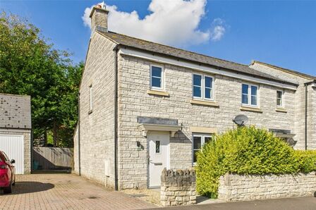 Colliers Way, 2 bedroom End Terrace House for sale, £259,950