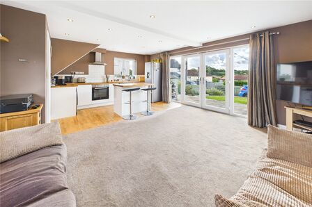 3 bedroom End Terrace House for sale