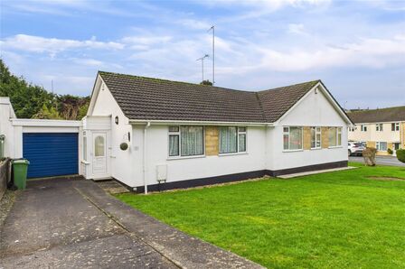 2 bedroom Semi Detached Bungalow for sale