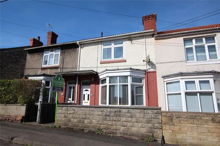 3 bedroom Mid Terrace House for sale