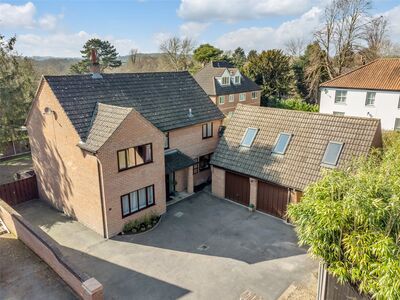 Orchard Drive Low Road, 5 bedroom Detached House for sale, £695,000