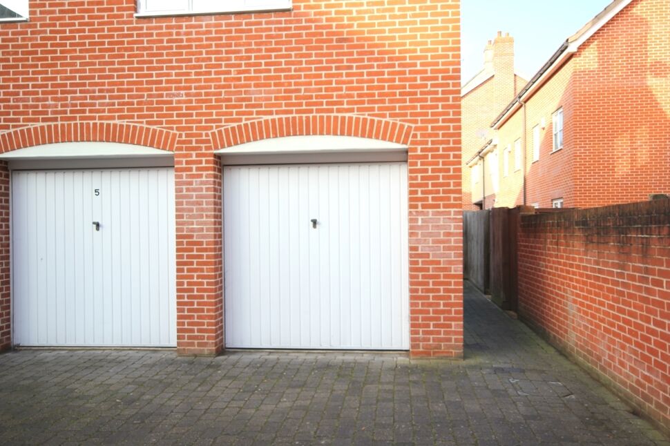 Image 10