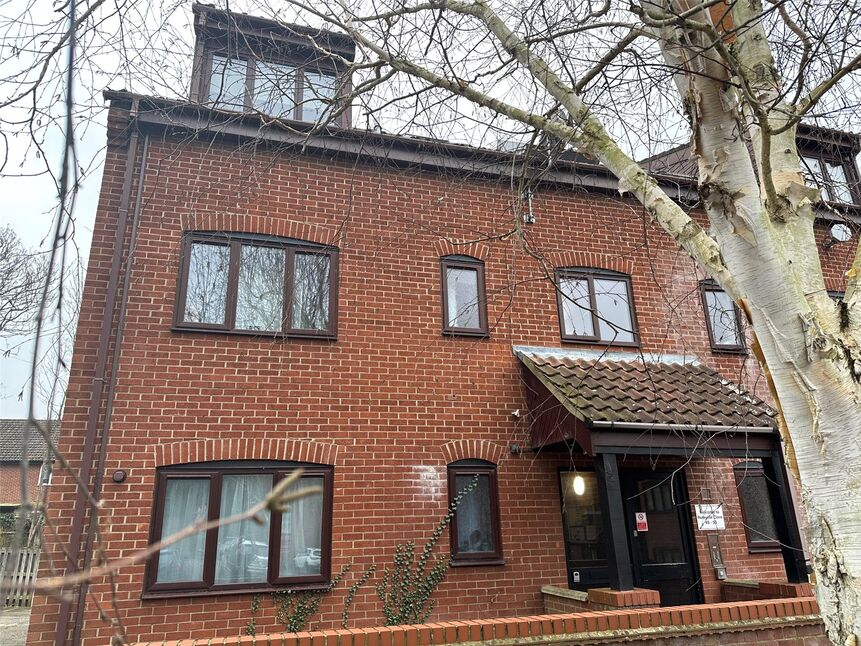 Main image of 2 bedroom  Flat to rent, Roseville Close, Norwich, NR1
