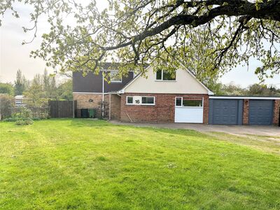 Mill Green, 4 bedroom Detached House for sale, £580,000