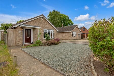 Timothy Close, 3 bedroom Detached Bungalow for sale, £335,000