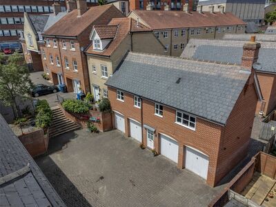 2 bedroom  Flat for sale