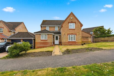 Fiennes Road, 4 bedroom Detached House for sale, &pound;550,000
