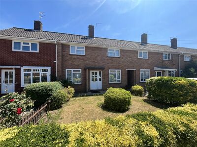 2 bedroom Mid Terrace House for sale