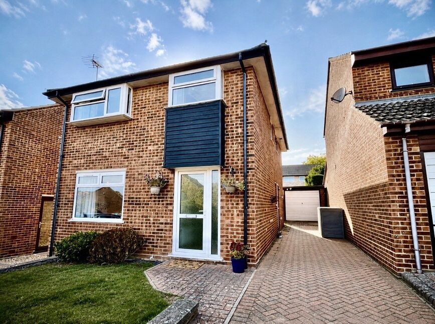 Main image of 4 bedroom Detached House for sale, Medeswell Close, Brundall, Norfolk, NR13