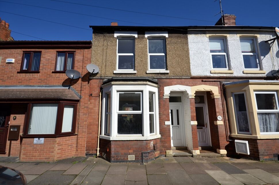 Main image of 3 bedroom Mid Terrace House to rent, Southampton Road, Northampton, NN4