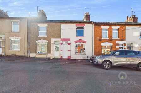 Stanley Street, 2 bedroom Mid Terrace House to rent, £1,075 pcm