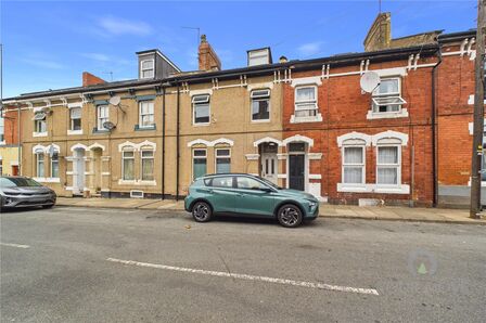 St. Pauls Road, 1 bedroom Flat to rent, &pound;850 pcm