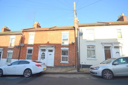 Uppingham Street, 1 bedroom  Flat to rent, £825 pcm