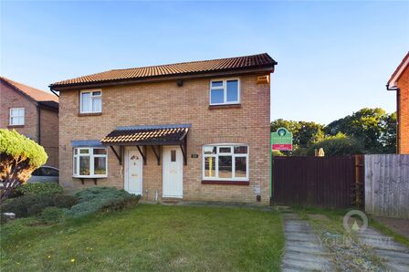 Beaumont Drive, 3 bedroom Semi Detached House to rent, £1,150 pcm