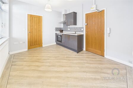 Ladys Lane, 1 bedroom Flat to rent, &pound;550 pcm