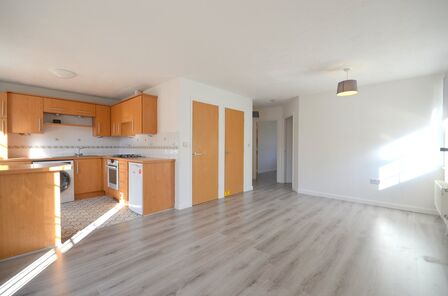 2 bedroom  Flat to rent