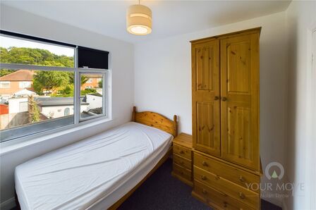 Parkfield Avenue, 1 bedroom Property to rent, &pound;600 pcm