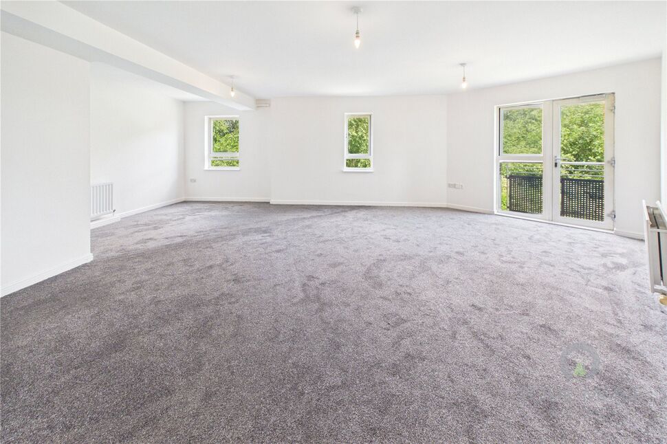 Main image of 2 bedroom Flat for sale, West Cotton Close, Northampton, NN4