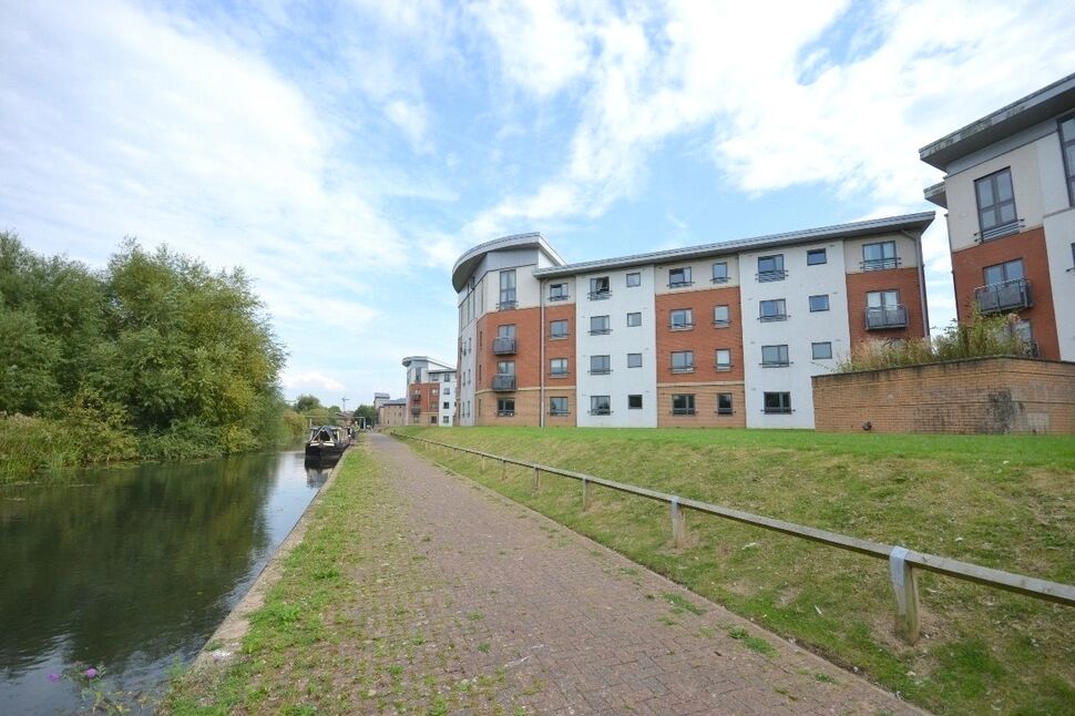 2 bedroom  Flat for sale
