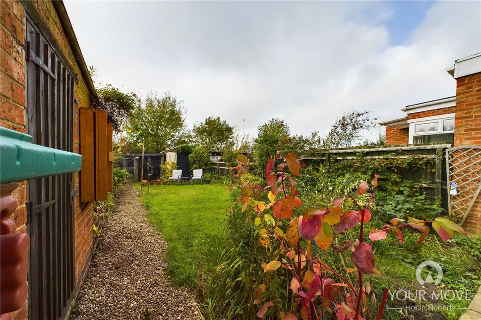 3 bedroom End Terrace House for sale, Lyncroft Way,, Kingsthorpe Hollow