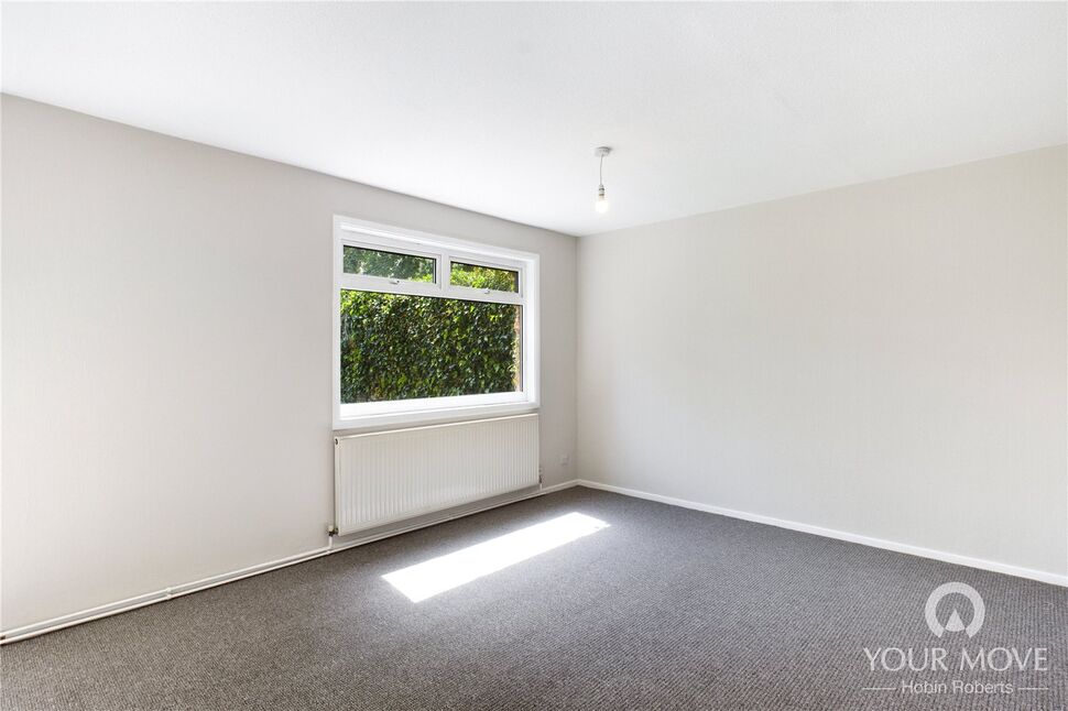 3 bedroom End Terrace House for sale, Nicholls Court, Thorplands, NN3 £220,000