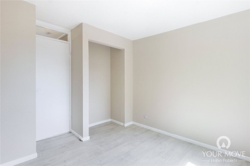 3 bedroom End Terrace House for sale, Nicholls Court, Thorplands, NN3 £220,000