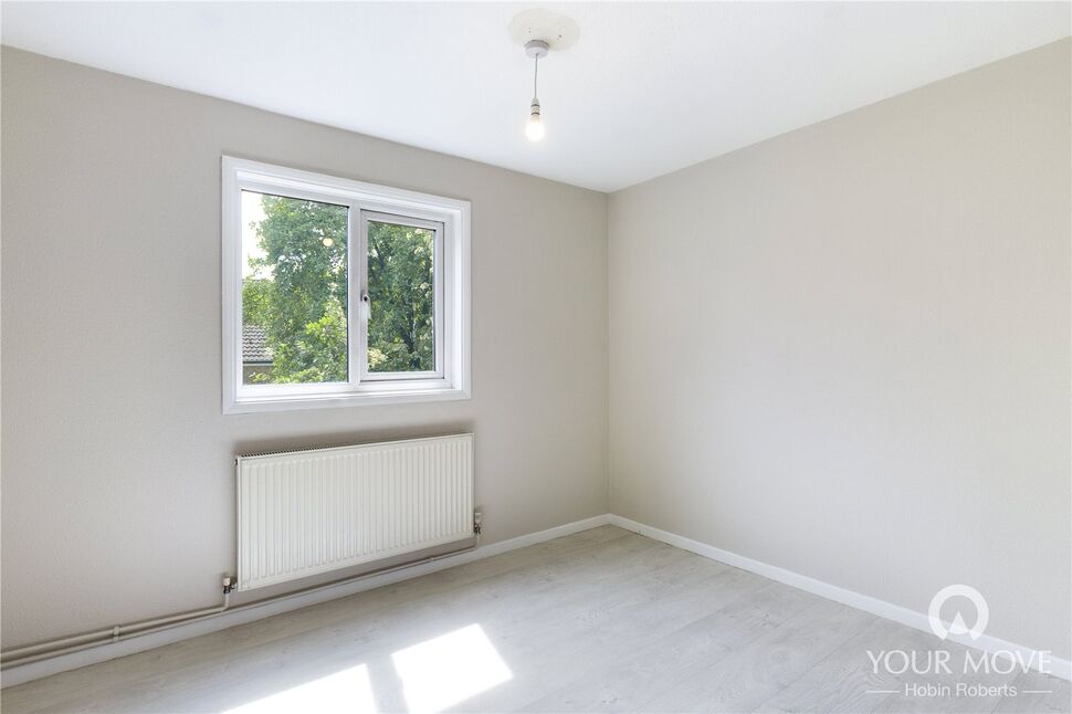 3 bedroom End Terrace House for sale, Nicholls Court, Thorplands, NN3 £220,000