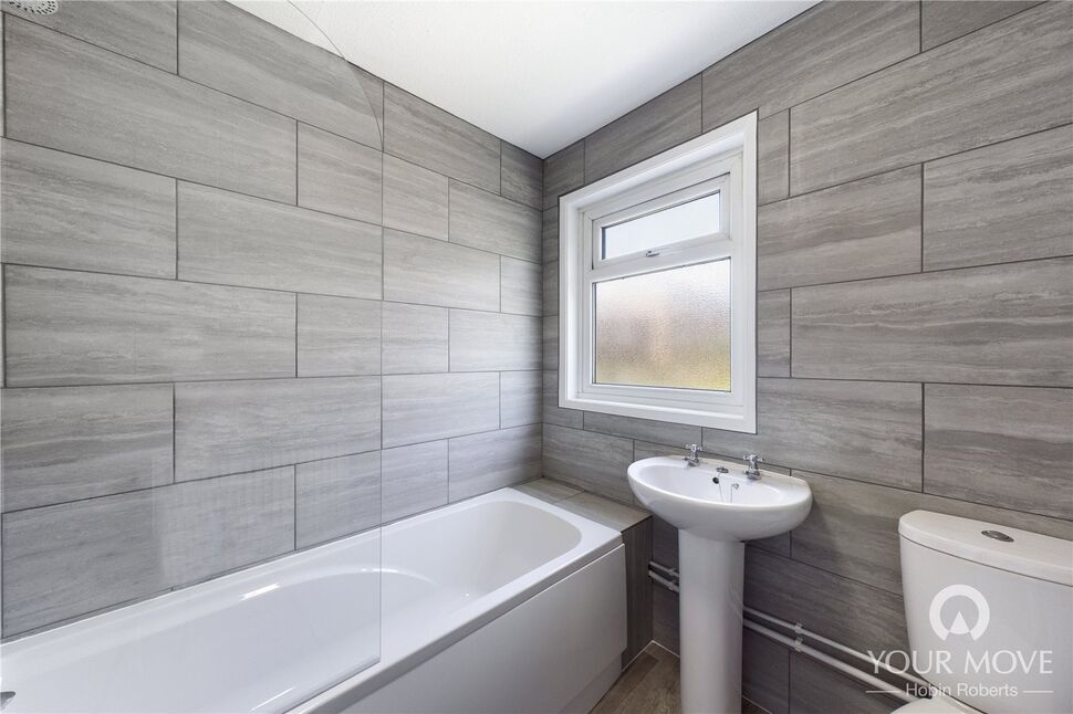 3 bedroom End Terrace House for sale, Nicholls Court, Thorplands, NN3 £220,000