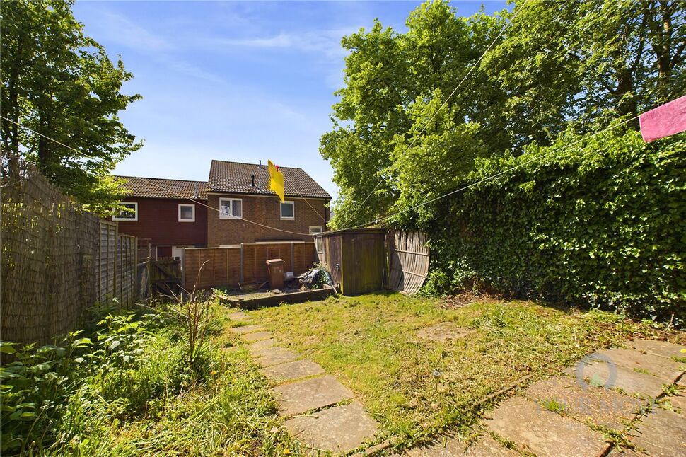 3 bedroom End Terrace House for sale, Nicholls Court, Thorplands, NN3 £220,000