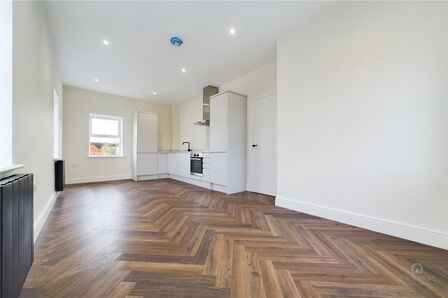 2 bedroom  Flat to rent