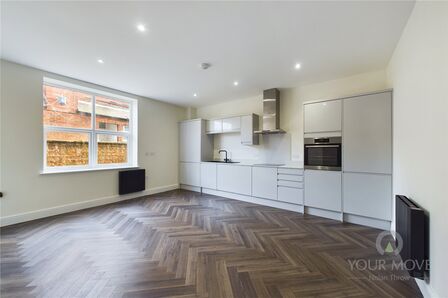 2 bedroom  Flat to rent