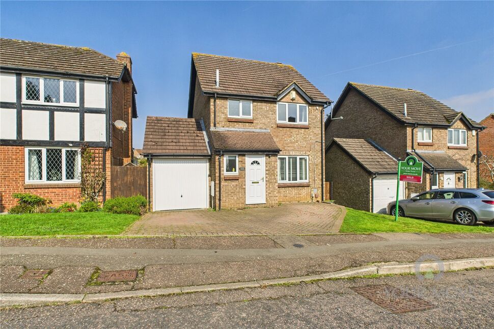 Main image of 3 bedroom Detached House for sale, Bentley Close, Rectory Farm, Northampton, NN3