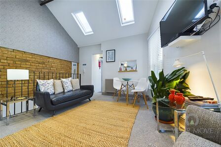 Northcote Street, 2 bedroom  Flat to rent, £1,000 pcm