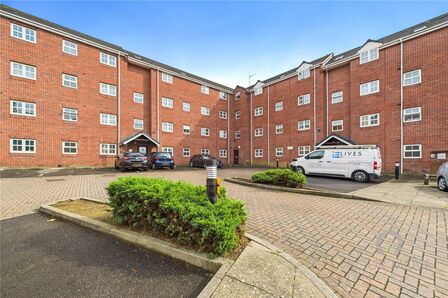 St. Andrews Street, 2 bedroom  Flat for sale, £98,000