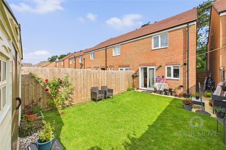Alwyn Close, Kingsthorpe, 2 bedroom End Terrace House for sale, £250,000