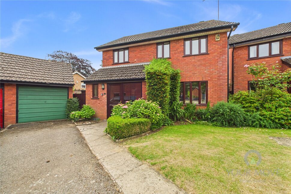 Main image of 4 bedroom Detached House for sale, Berkeley Close, Northampton, Northamptonshire, NN1