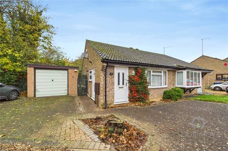 2 bedroom Semi Detached Bungalow for sale