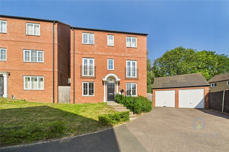 Main image of 4 bedroom Detached House for sale, Wildacre Drive, Northampton, NN3