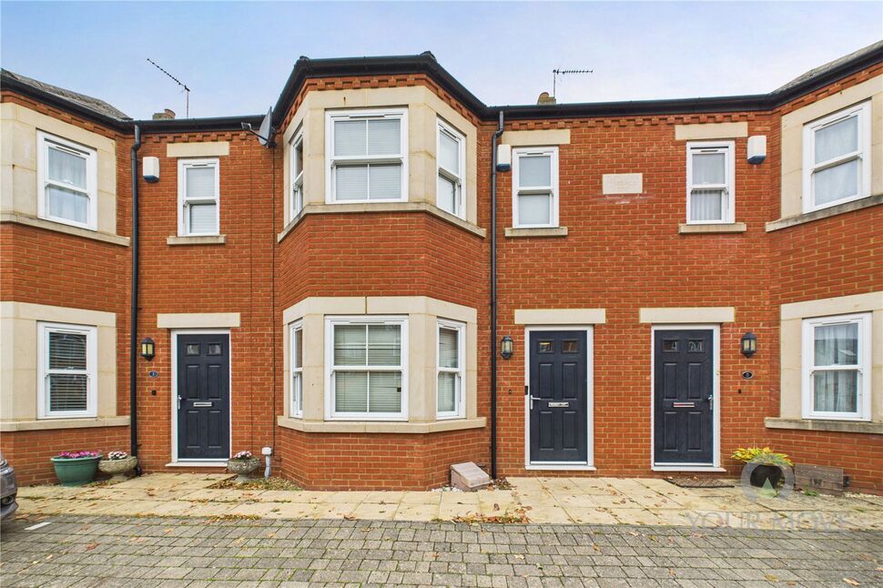 Main image of 3 bedroom Mid Terrace House for sale, Northampton Road, Brixworth, Northampton, NN6