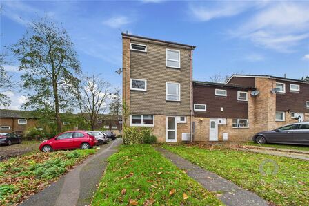 4 bedroom End Terrace House for sale