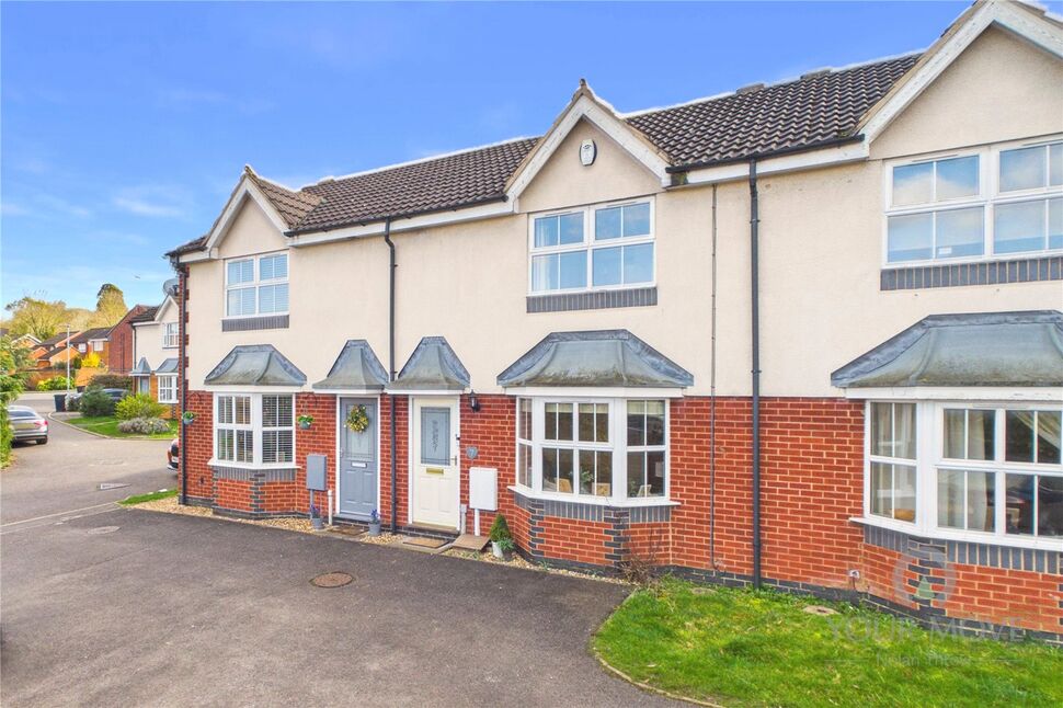 3 bedroom Mid Terrace House for sale