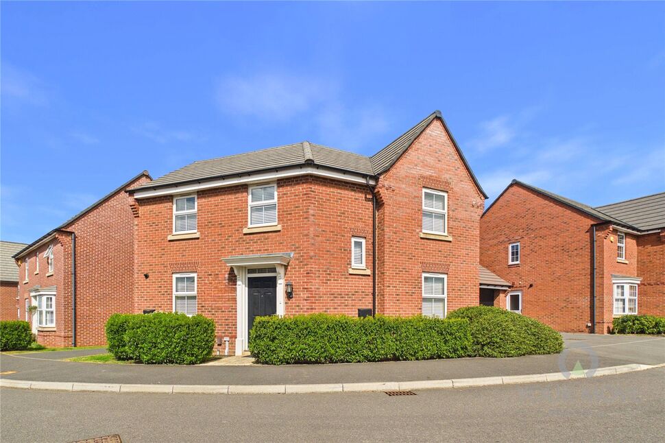 Main image of 3 bedroom Detached House for sale, Packwood Crescent, Earls Barton, Northamptonshire, NN6