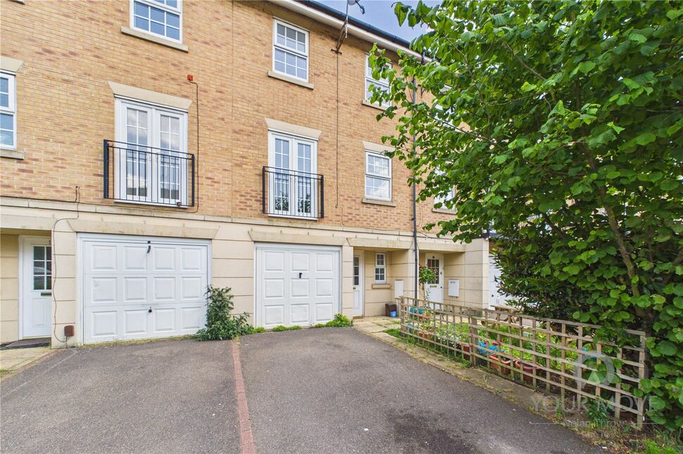 Main image of 4 bedroom Mid Terrace House to rent, Johnson Court, Northampton, Northamptonshire, NN4