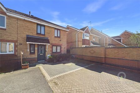 3 bedroom End Terrace House for sale