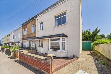 Eastfield Road, 3 bedroom End Terrace House for sale, &pound;230,000