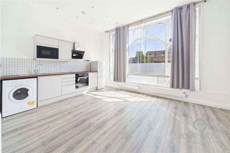 Main image of 1 bedroom Flat to rent, Drapery, Northampton, Northamptonshire, NN1