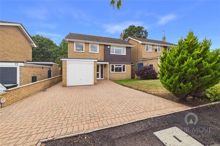 Millfields, 4 bedroom Detached House to rent, &pound;2,100 pcm